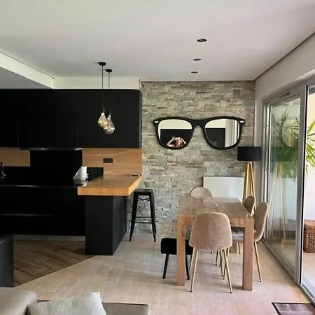 Apartment 4p, Piscine, Tennis, Wifi, Proche Centre Et Plages Antibes